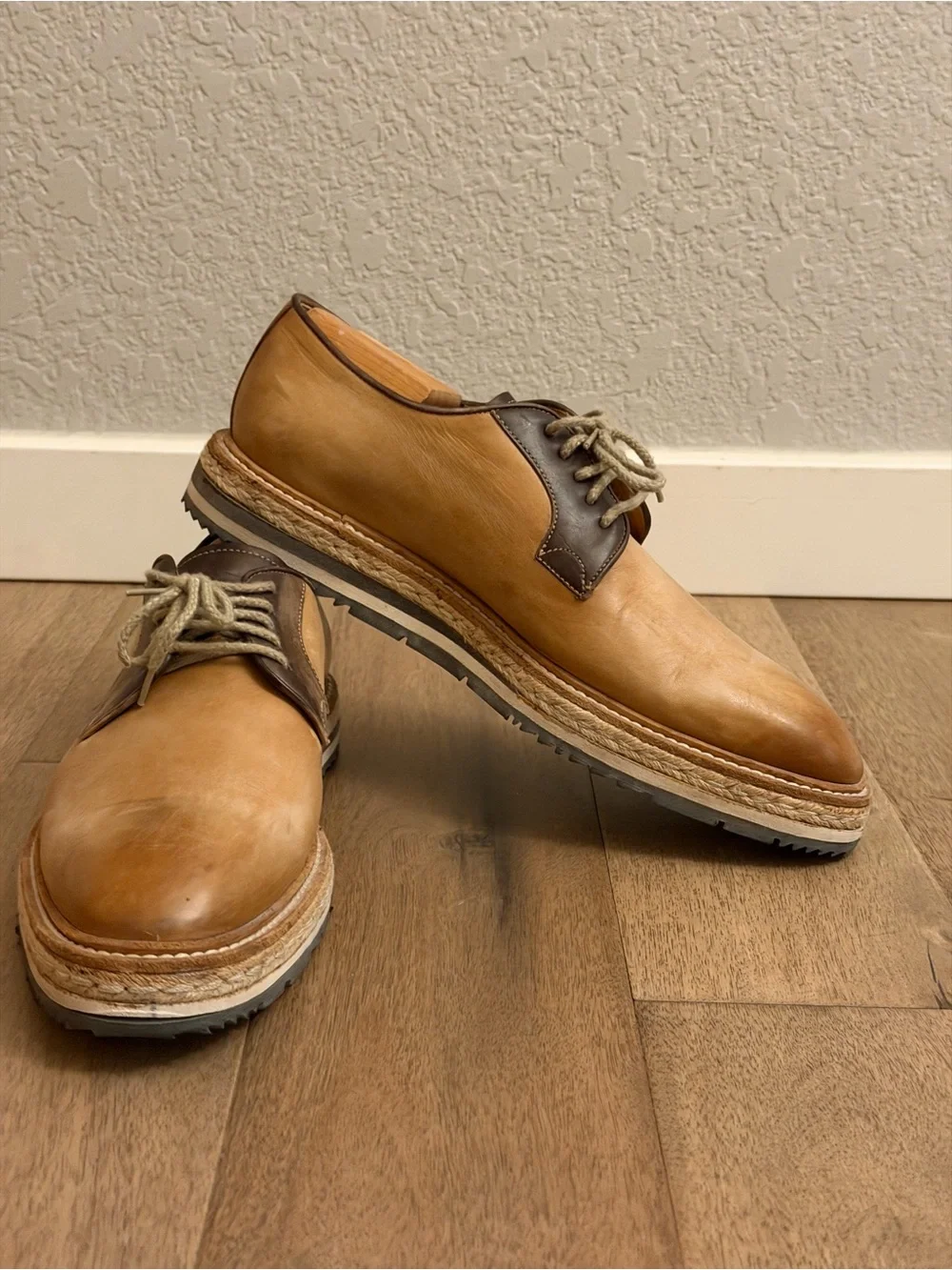 Men's Italian Made Two-Tone Tan Leather Derby Shoes with Brown Eyelet Panel